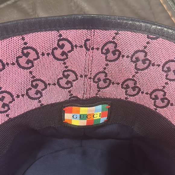 Gucci
Women's Purple Gg Multicolor Canvas Bucket Hat - Picture 13 of 17